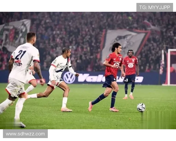 巴黎圣日耳曼迎战劲敌 全力出击力争胜利的背后故事