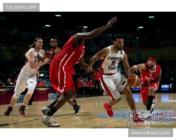 世预选激战美国队迎战巴拿马队争夺晋级名额的关键之战